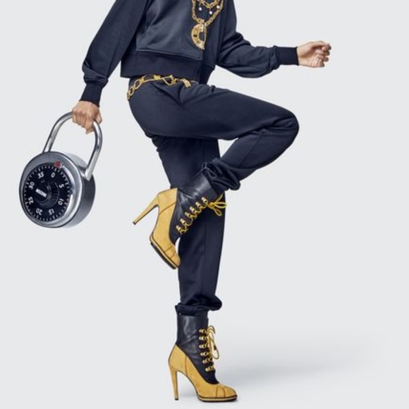 Moschino H&M Cropped track top & pants suit set with Appliques Gold Chain sz XS - Picture 3 of 14